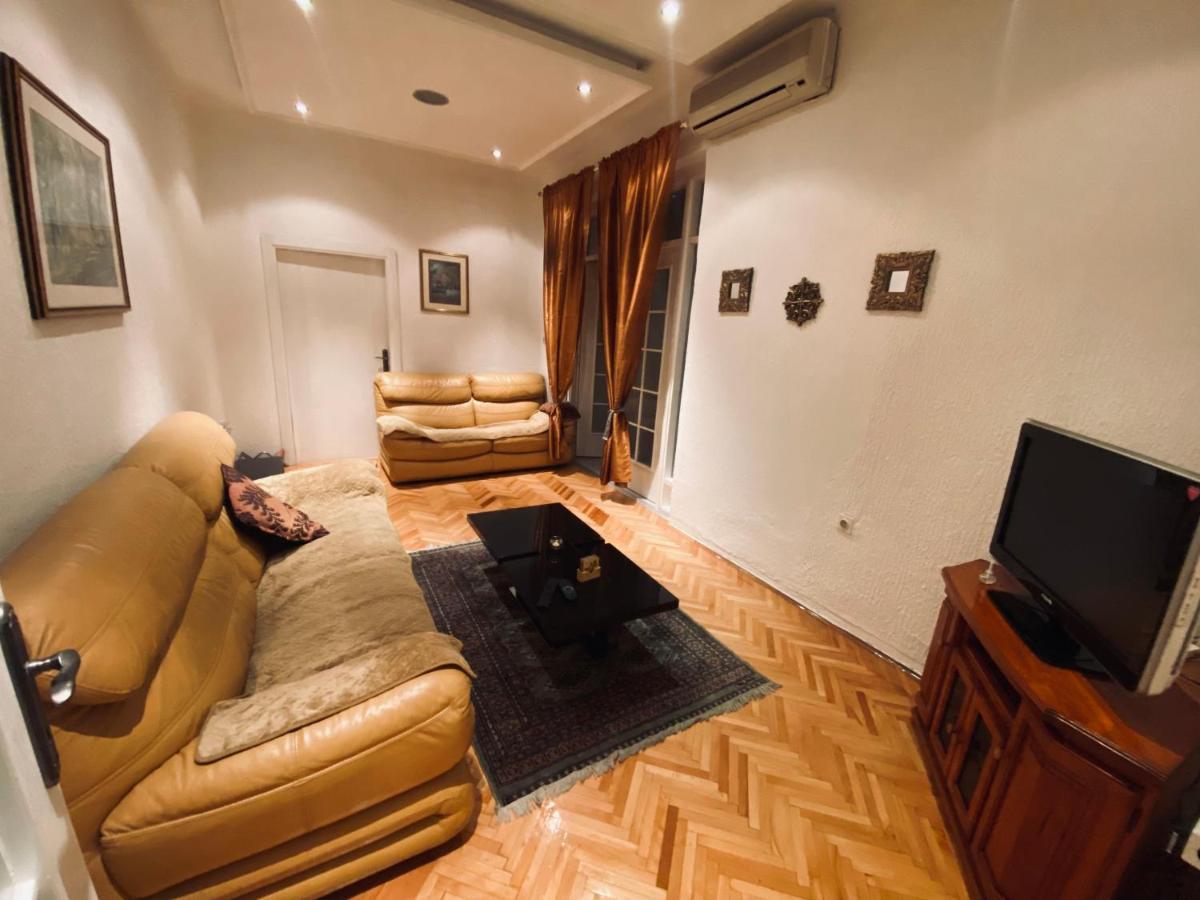 Right In The Heart Of Podgorica! Apartment Exterior photo